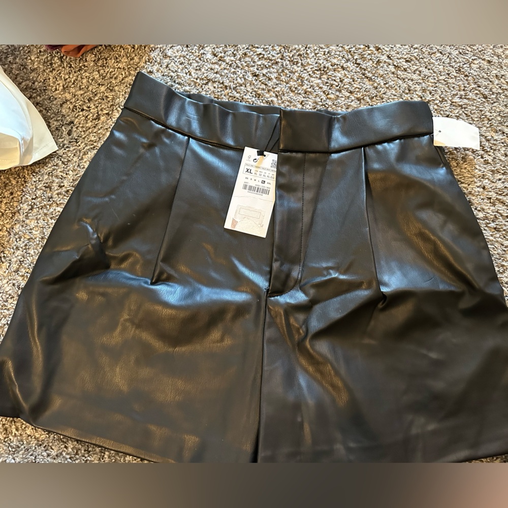 Zara leather shorts. Black. NWT.